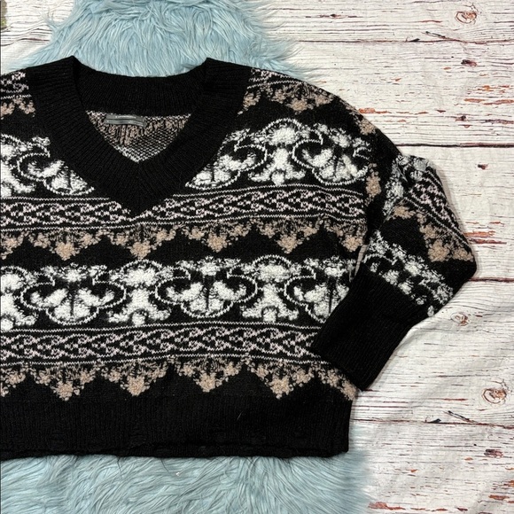Anthropologie Cropped Fair Isle distressed textured sweater - Picture 6 of 11